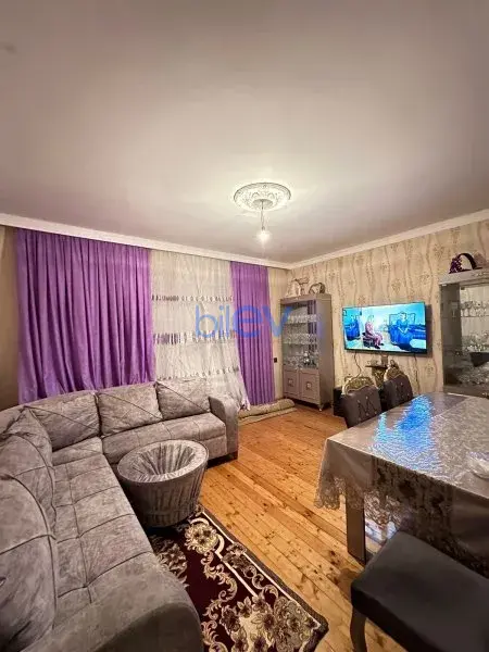 Satış 5 otaqlı Həyət evi  200m², Bakı