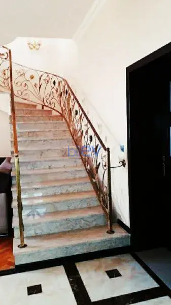 Satış 6 otaqlı Villa  220m², Bakı
