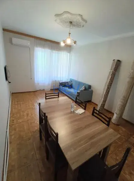 Aylıq Kirayə 2 otaqlı Köhnə Tikili bina evi  52m², Bakı