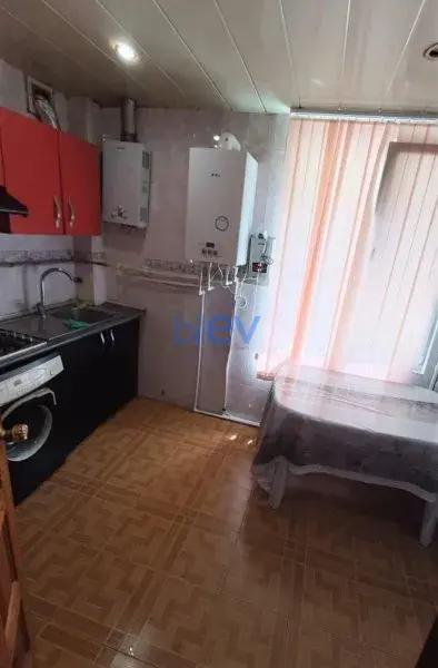 Aylıq Kirayə 2 otaqlı Köhnə Tikili bina evi  52m², Bakı