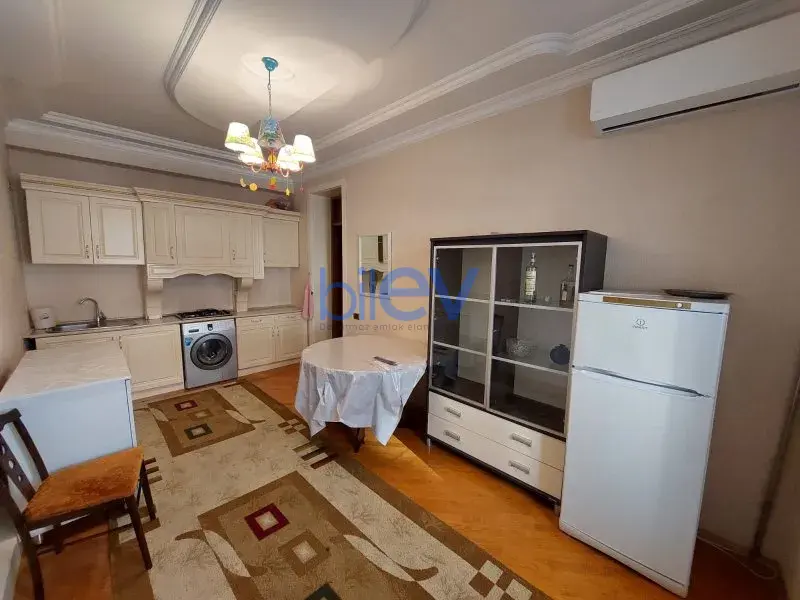 Aylıq Kirayə 2 otaqlı Yeni Tikili bina evi  80m², Bakı