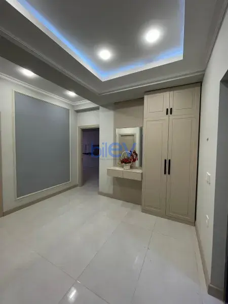 Aylıq Kirayə 2 otaqlı Yeni Tikili bina evi  75m², Bakı