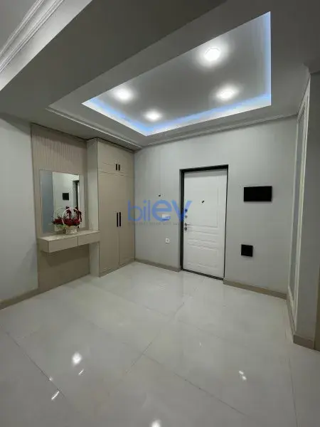 Aylıq Kirayə 2 otaqlı Yeni Tikili bina evi  75m², Bakı
