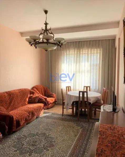 Aylıq Kirayə 3 otaqlı Yeni Tikili bina evi  140m², Bakı
