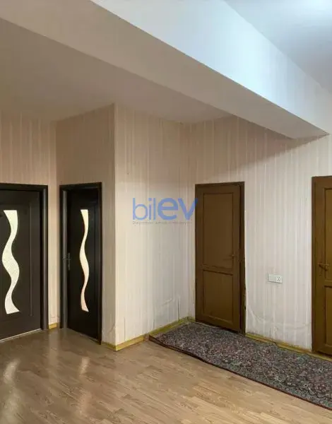 Aylıq Kirayə 3 otaqlı Yeni Tikili bina evi  140m², Bakı