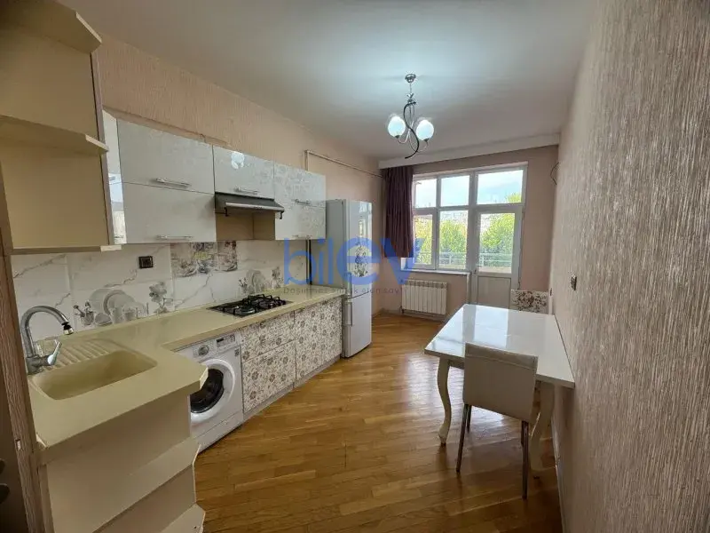 Aylıq Kirayə 2 otaqlı Yeni Tikili bina evi  70m², Bakı