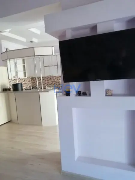 Aylıq Kirayə 2 otaqlı Yeni Tikili bina evi  90m², Bakı