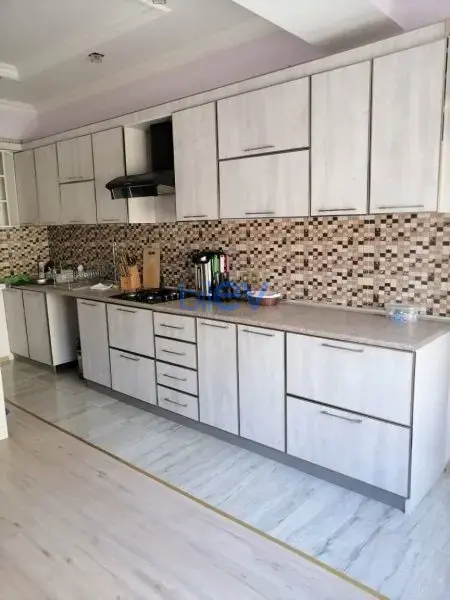 Aylıq Kirayə 2 otaqlı Yeni Tikili bina evi  90m², Bakı