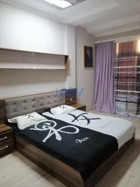 Aylıq Kirayə 2 otaqlı Yeni Tikili bina evi  90m², Bakı