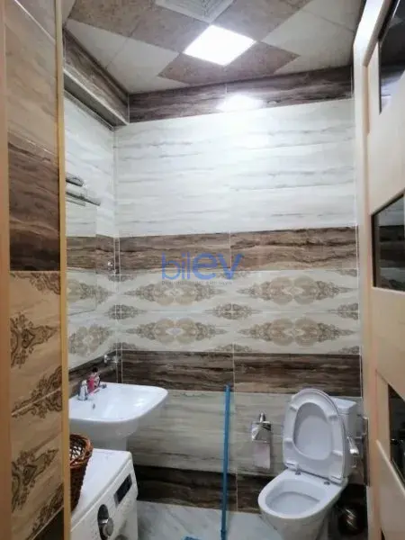 Aylıq Kirayə 2 otaqlı Yeni Tikili bina evi  90m², Bakı