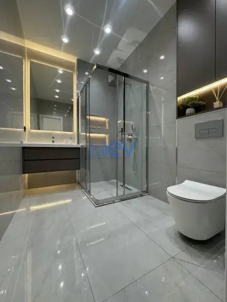 Satış 3 otaqlı Yeni Tikili bina evi  140m², Bakı