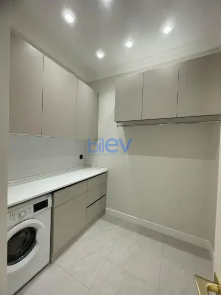 Satış 3 otaqlı Yeni Tikili bina evi  140m², Bakı