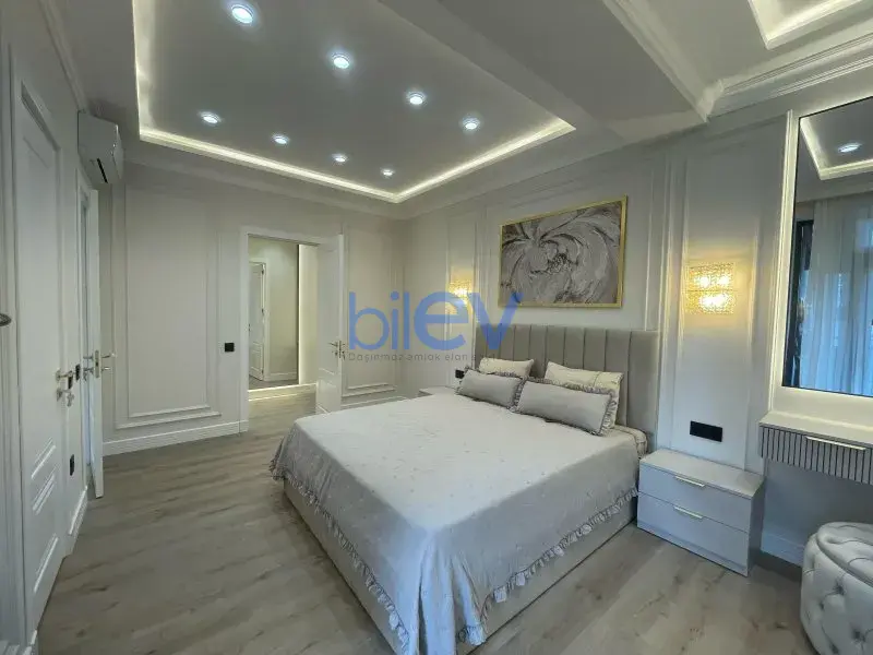 Satış 3 otaqlı Yeni Tikili bina evi  140m², Bakı