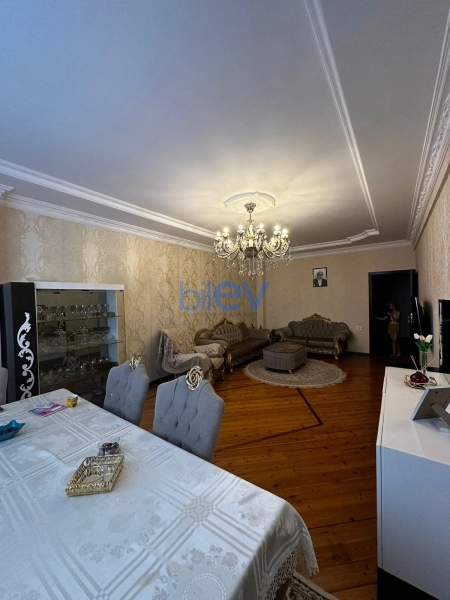 Satış 4 otaqlı Yeni Tikili bina evi  192m², Bakı