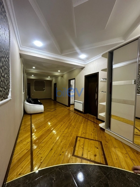 Satış 4 otaqlı Yeni Tikili bina evi  192m², Bakı