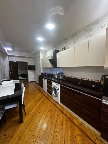 Satış 4 otaqlı Yeni Tikili bina evi  192m², Bakı