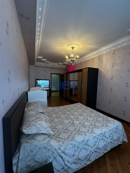 Satış 4 otaqlı Yeni Tikili bina evi  192m², Bakı