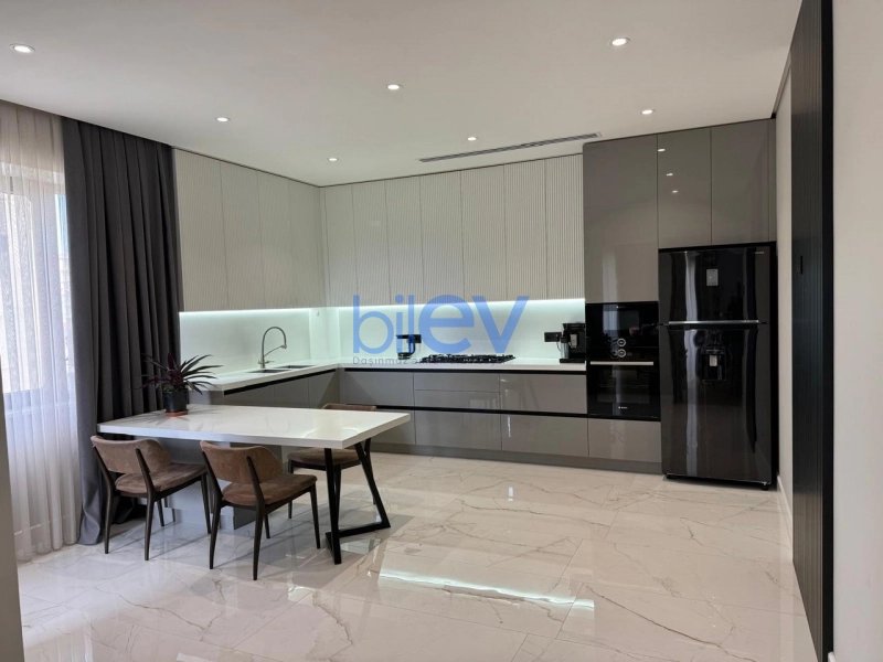 Satış 5 otaqlı Yeni Tikili bina evi  265m², Bakı