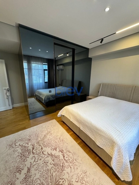 Satış 5 otaqlı Yeni Tikili bina evi  265m², Bakı