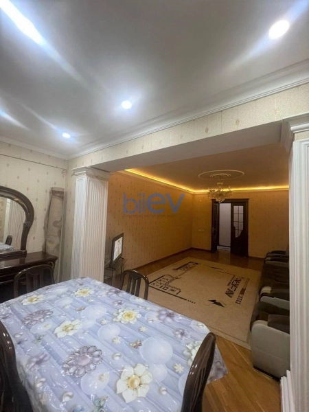 Kirayə (aylıq) 3 otaqlı Köhnə Tikili  92m², Bakı
