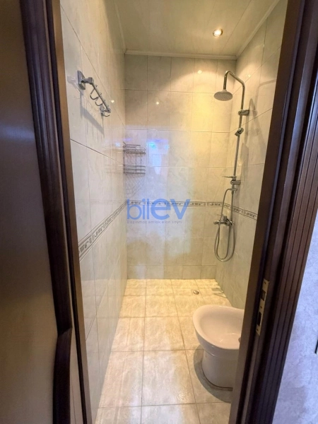 Kirayə (aylıq) 3 otaqlı Köhnə Tikili  92m², Bakı