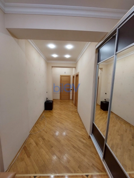 Kirayə (aylıq) 2 otaqlı Yeni Tikili  75m², Bakı