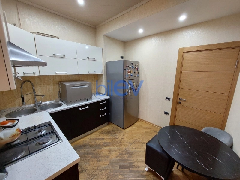 Kirayə (aylıq) 2 otaqlı Yeni Tikili  75m², Bakı