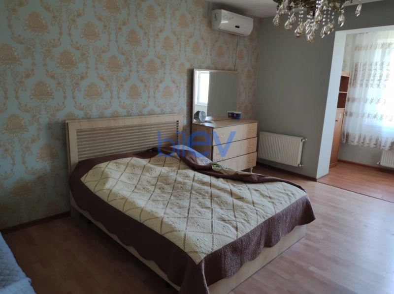 Satış 6 otaqlı Bağ evi  200m², Bakı