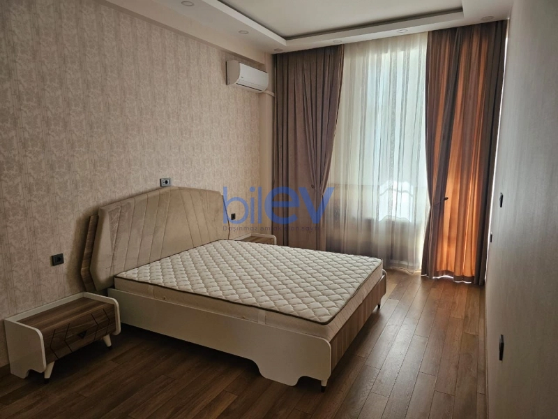 Aylıq Kirayə 3 otaqlı Yeni Tikili  90m², Bakı