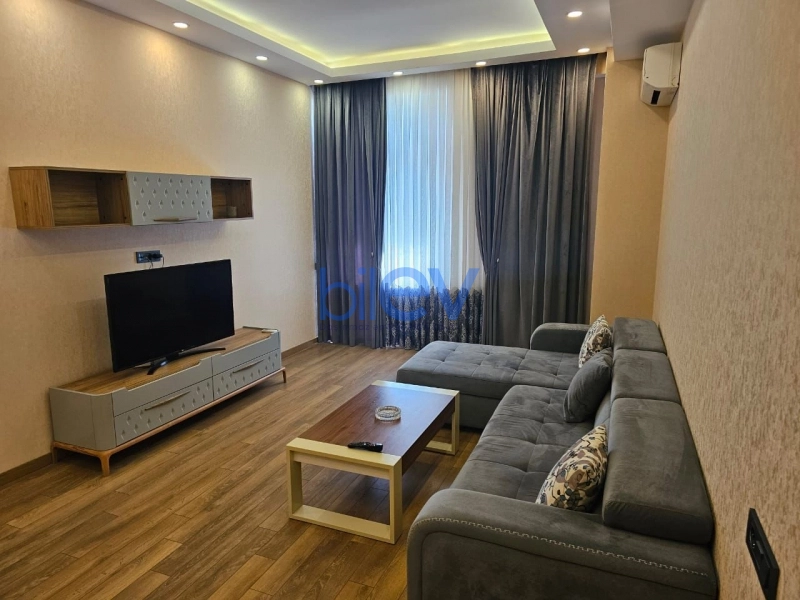 Aylıq Kirayə 3 otaqlı Yeni Tikili  90m², Bakı