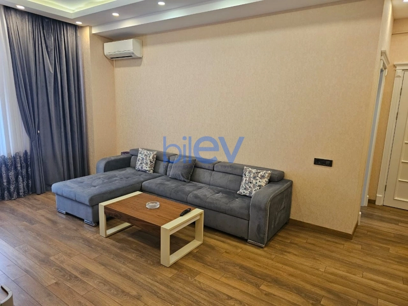 Aylıq Kirayə 3 otaqlı Yeni Tikili  90m², Bakı