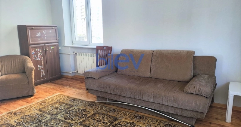 Satış 1 otaqlı Köhnə Tikili bina evi  32m², Bakı