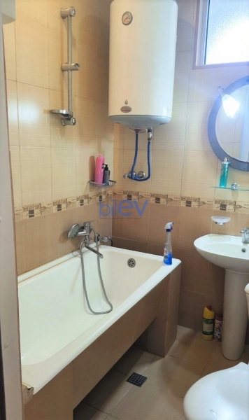 Satış 1 otaqlı Köhnə Tikili bina evi  32m², Bakı