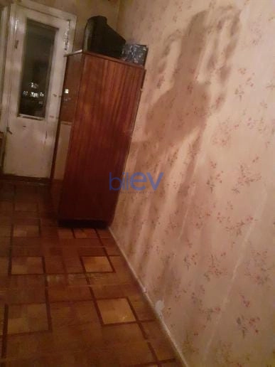 Aylıq Kirayə 3 otaqlı Köhnə Tikili bina evi  60m², Bakı
