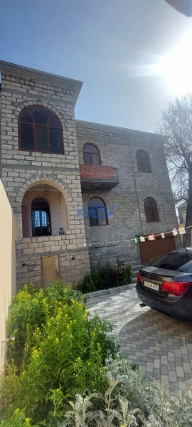 Satış 5 otaqlı Həyət evi  200m², Bakı