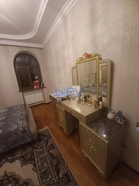 Satış 5 otaqlı Həyət evi  200m², Bakı