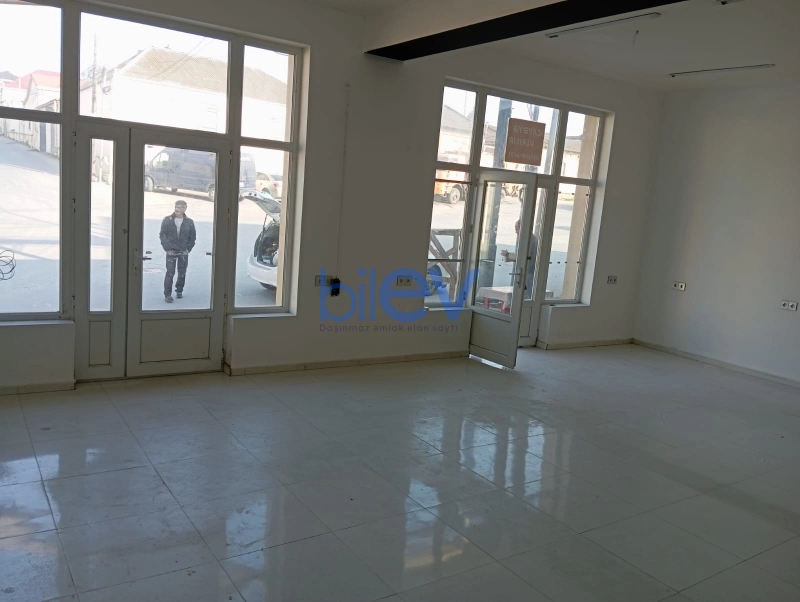 Aylıq Kirayə 1 otaqlı Obyekt  150m², Bakı