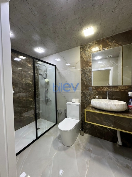 Satış 2 otaqlı Yeni Tikili bina evi  72m², Bakı