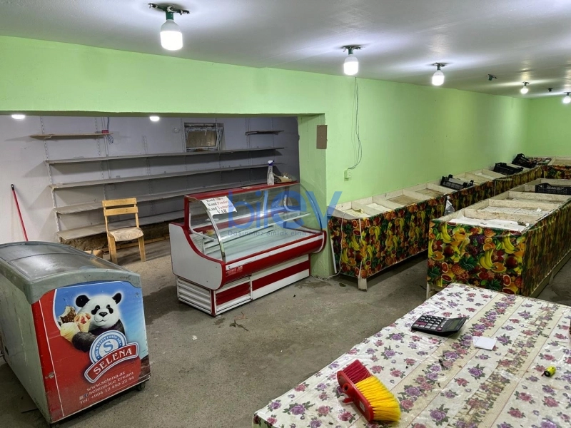 Aylıq Kirayə 2 otaqlı Obyekt  90m², Bakı