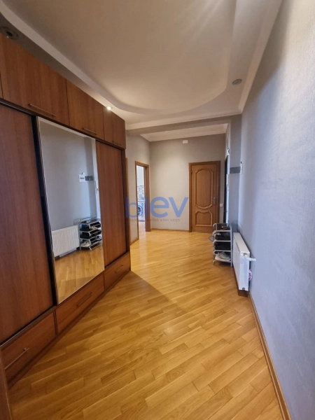 Satış 2 otaqlı Yeni Tikili  93m², Bakı