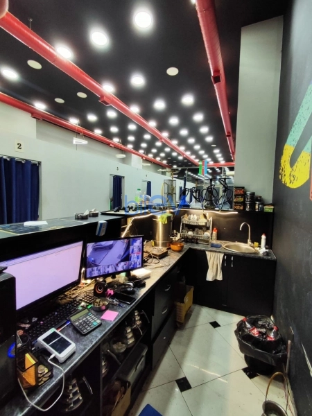 Satış 8 otaqlı Obyekt  148m², Bakı