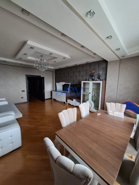 Satış 3 otaqlı Yeni Tikili bina evi  125m², Bakı