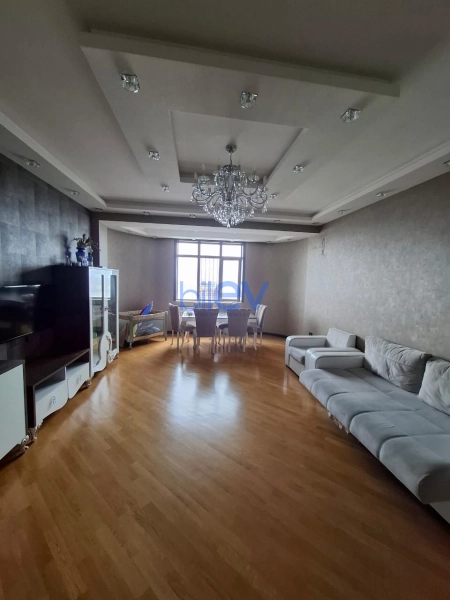 Satış 3 otaqlı Yeni Tikili bina evi  125m², Bakı