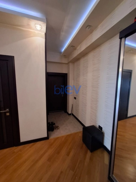 Satış 3 otaqlı Yeni Tikili bina evi  125m², Bakı