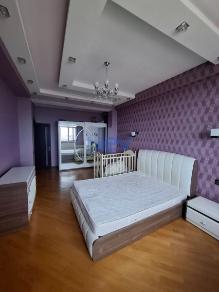 Satış 3 otaqlı Yeni Tikili bina evi  125m², Bakı