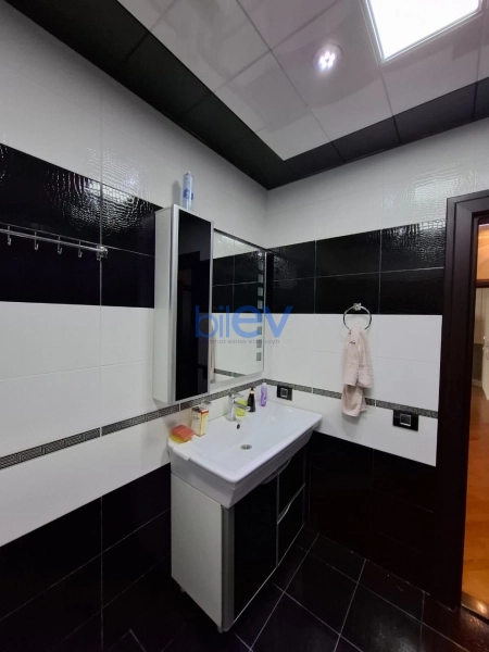 Satış 3 otaqlı Yeni Tikili bina evi  125m², Bakı