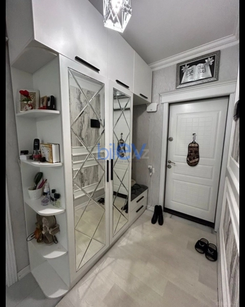 Satış 5 otaqlı Köhnə Tikili bina evi  110m², Bakı