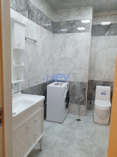 Aylıq Kirayə 3 otaqlı Yeni Tikili bina evi  126m², Bakı