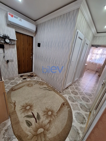 Satış 5 otaqlı Köhnə Tikili bina evi  111m², Bakı
