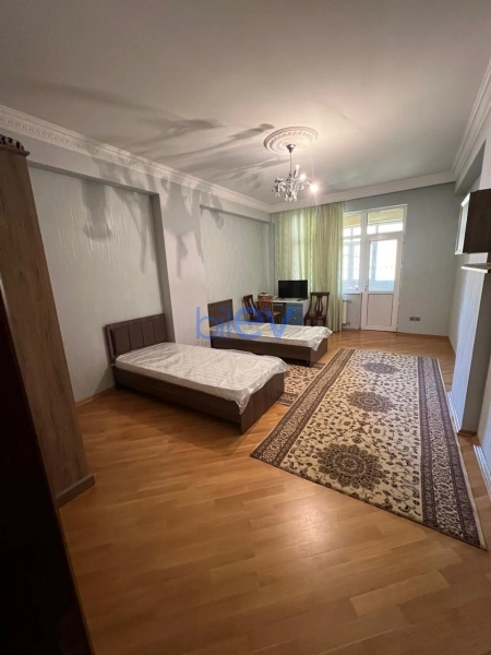 Aylıq Kirayə 3 otaqlı Yeni Tikili bina evi  151m², Bakı